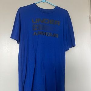 Men’s Under Armour T-shirt size L